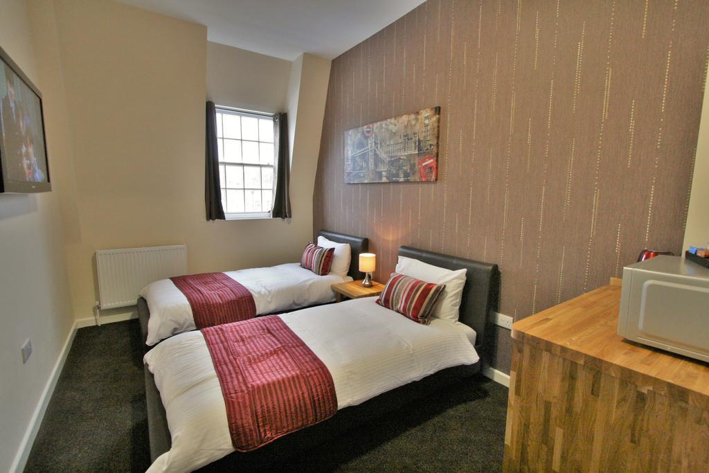 Central Hotel Gloucester By Roomsbooked Стая снимка