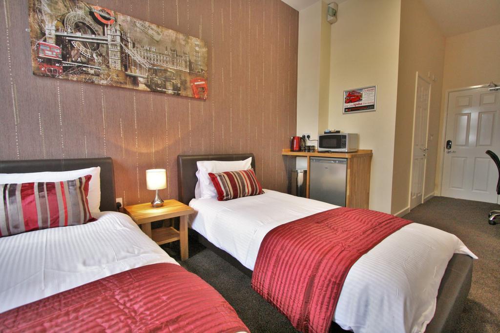 Central Hotel Gloucester By Roomsbooked Стая снимка